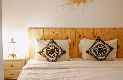 Tamrhakht Bed & Breakfast | MojaSurf - Surf & Triathlon Camp