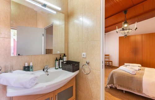 El Esparragal House | Vacation Home "Finca Malamadre" with Mountain View, Private Pool & Wi-Fi