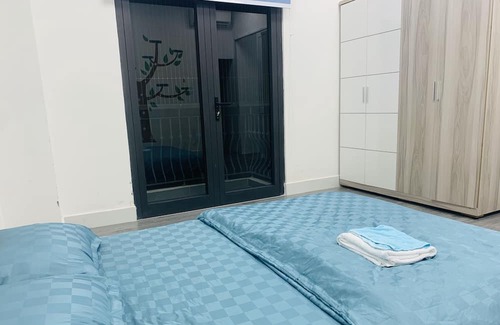 District 9 House | HoTel Aimee