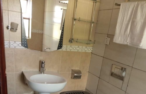 Lusaka Apartment | Executive fully furnished apartment close to amenities