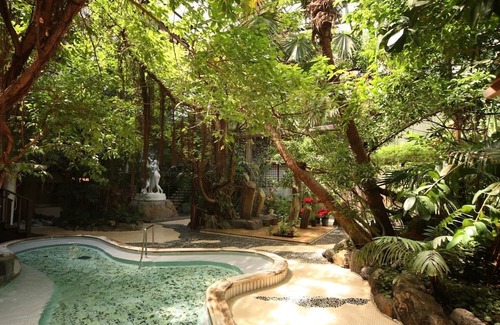 Asakura House | Japanesestyle room 8 tatami to 10 tatami mats / Asakura Fukuoka