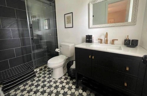Floyd House | ⭐️New Listing 20% Discount!⭐️ Recently renovated house in the Town of Floyd