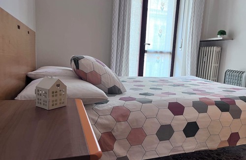 Casale Monferrato Apartment | Amplio departamento en el centro histórico.