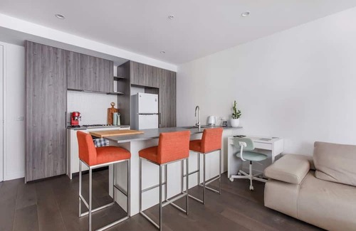 Flemington Apartment | The Ascot Edgy Urban Flair in Flemington