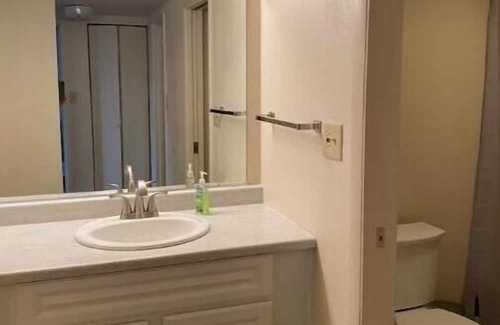 Northeast Reno Condo | One Bedroom Executive Condo Close to UNR and TMCC