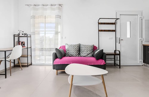 Frejus Plage Apartment | Apartment 'La Casa 177 - 3' with Balcony, Wi-Fi and Air Conditioning