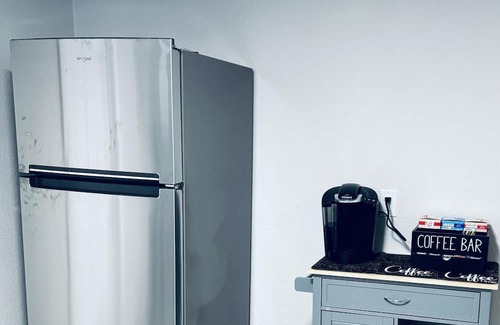 Muncie House | Cozy home with easy access to Ball State, IU Memorial, and all local attractions