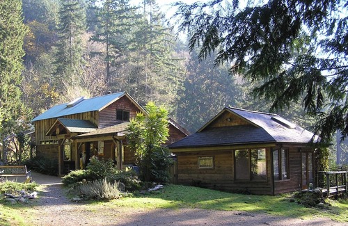 Bowen Island Cabin | 38 Acres of Rainforest! Charming Group Cabin on Tranquil Xenia Retreat Centre