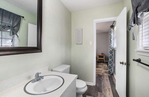 Hattiesburg House | *NEW* Cozy Retreat! 3-min to USM