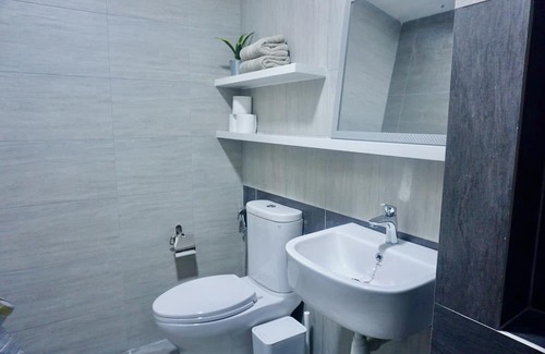 Cheras Apartment | Boho retreat 1-min walk to MRT Station - Female only
