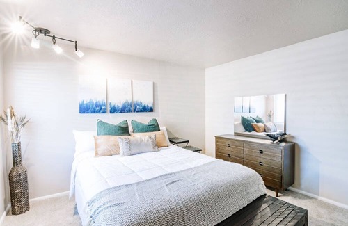 Salt Lake City Apartment | Mr Sunny: Entire home in Salt Lake City, Utah 2 Bed 1 Bath