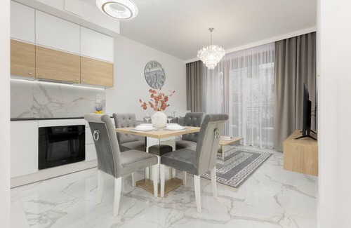 Wilanow Apartment | Sarmacka Apartment Warsaw by Renters