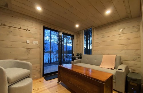 Chatsworth Cabin | Cozy Little Cabin in the Pines