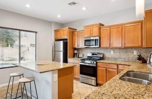 Norterra House | Extended Stays | Priv Oasis in Phoenix w/ Pool | 30+ Days