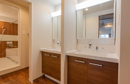 Kotoni House | NY Brooklyn style US twin room room without mea / Sapporo Hokkaidō
