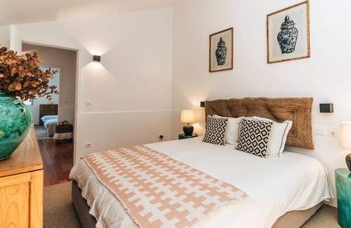 Bouro House | Casa da Cascata by LovelyStay