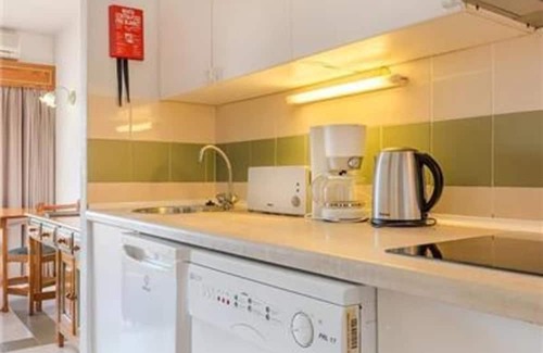 Areias de Sao Joao Apartment | Fun ApartHotel Studio