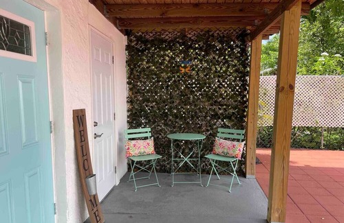 Coral Way Cottage | The Cottage