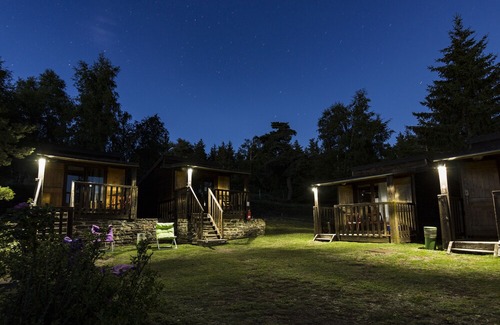 Le Bleymard Hotel | Les Chalets Du Goulet