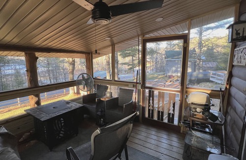 Long Lake Cabin | Pinecone Place - A True North Vacation Home