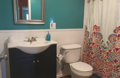 Bellepoint House | Stillwater on the New- Riverfront, New River Gorge - 5BR/2BA, Wi-Fi, Huge Porch