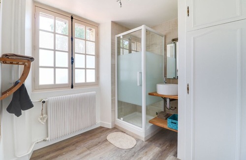 Petit Moisenay House | Capucine Suite - Domaine des Trois Châteaux