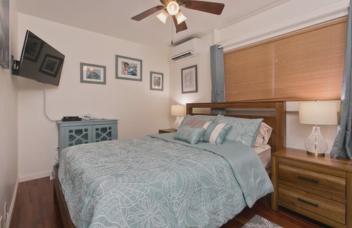 Pupukea House | RENOVATED! Short Walk to Beach, Air con. Please inquire about shorter stays!