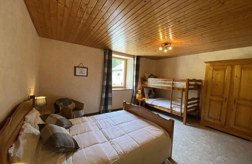 Tancua Cottage | Quiet gîte in old farmhouse (suitable for PMR)