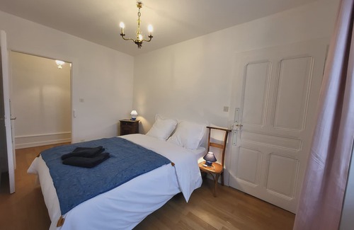 Damprichard Apartment | Propriété de Campagne Rénovée , à Proximité de Sentiers de Randonnées