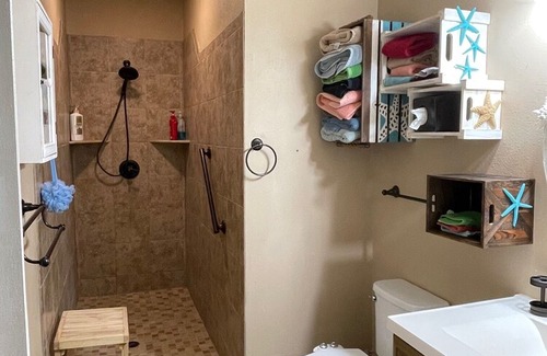 Port O Connor Apartment | The Barnacle-Perfect for the Fishermen.