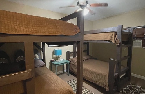 Port O Connor Apartment | The Barnacle-Perfect for the Fishermen.