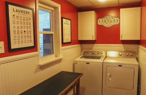 Bellepoint House | Stillwater on the New- Riverfront, New River Gorge - 5BR/2BA, Wi-Fi, Huge Porch