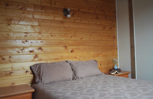 Clinton House | Meadow Lake Guest Ranch - Osprey Suite - Lakeview House