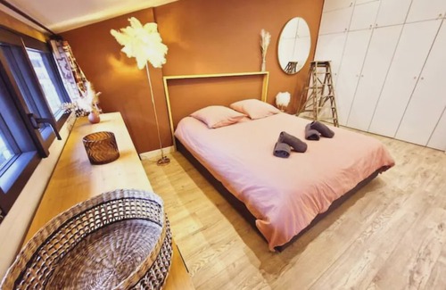 Clichy Apartment | Maison Juliette