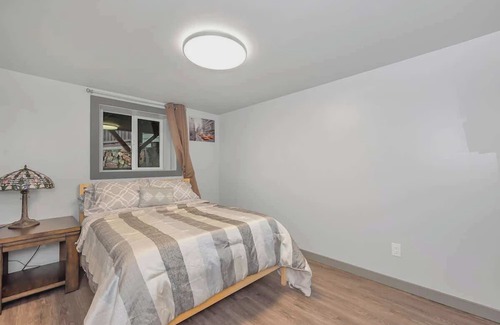 Saanich West Apartment | Hidden Oasis, Victoria, BC 2bdrm Suite