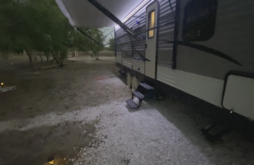Skidmore Resort | Private RV with free parking