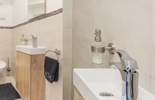 Sulzfeld House | Modern furnished apartment in the green heart of Lower Franconia