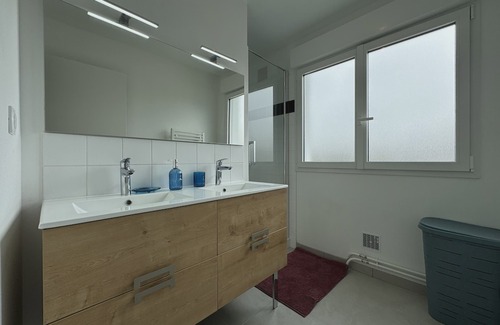 Miroir - Batignolles House | Le Mirage - Parking - Tramway - 8p - Rêve au Mans