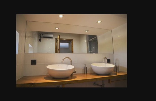 Casserres House | Casa Cisero - Newly renovated villa with pool & lots of activities