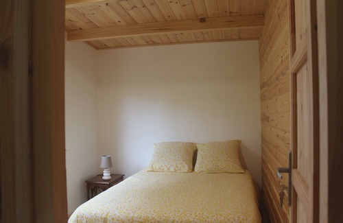 Bavent Ski Chalet | Pretty Chalet in the countryside