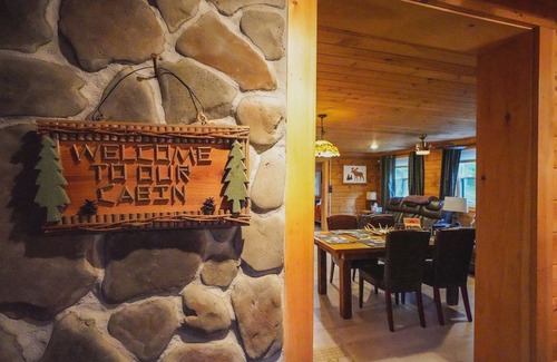 Long Lake Cabin | Pinecone Place - A True North Vacation Home