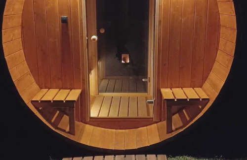 Brommat House | House in Carladez with private sauna