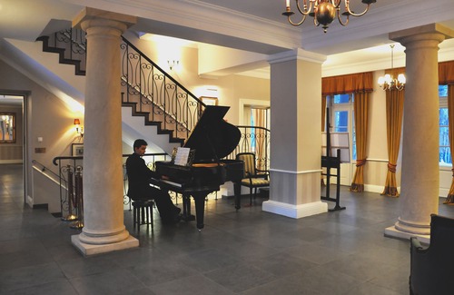 Dobczyce Hotel | Dwór Sieraków