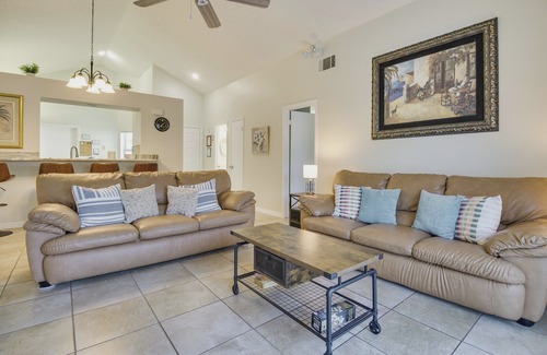Buena Ventura Lakes House | Sunny Kissimmee Home with Pool about 12 Mi to Disney!