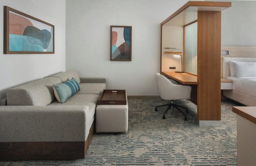 Mount Laurel Hotel | SpringHill Suites by Marriott Mount Laurel