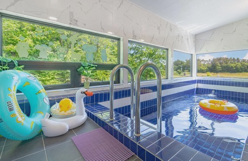 Sanha-ri House | Taean Yoyo Kids Poolvilla