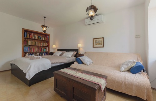 Koper Apartment | Fairy-tale Tiny House From 17th Century