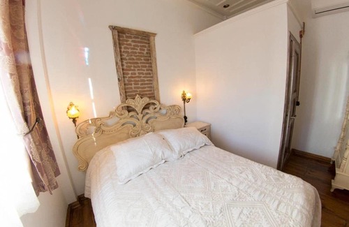 Ayvalik City Center Hotel | CavlıHane 1885