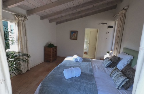 Ossinya Bed & Breakfast | B&B Can Jan