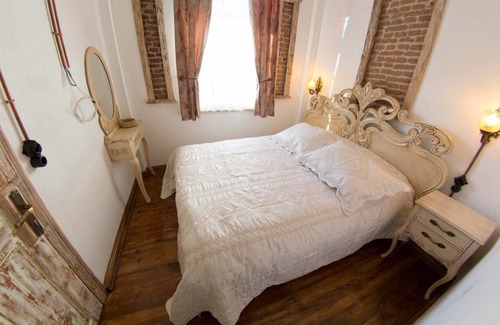 Ayvalik City Center Hotel | CavlıHane 1885